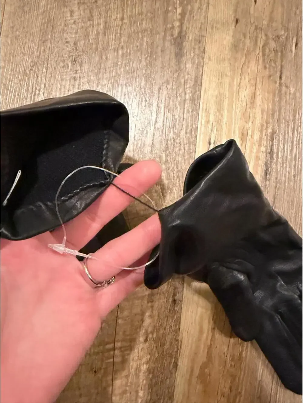 Preston & York Women's Black Leather Gloves - 7.5 Classic Long Cuff